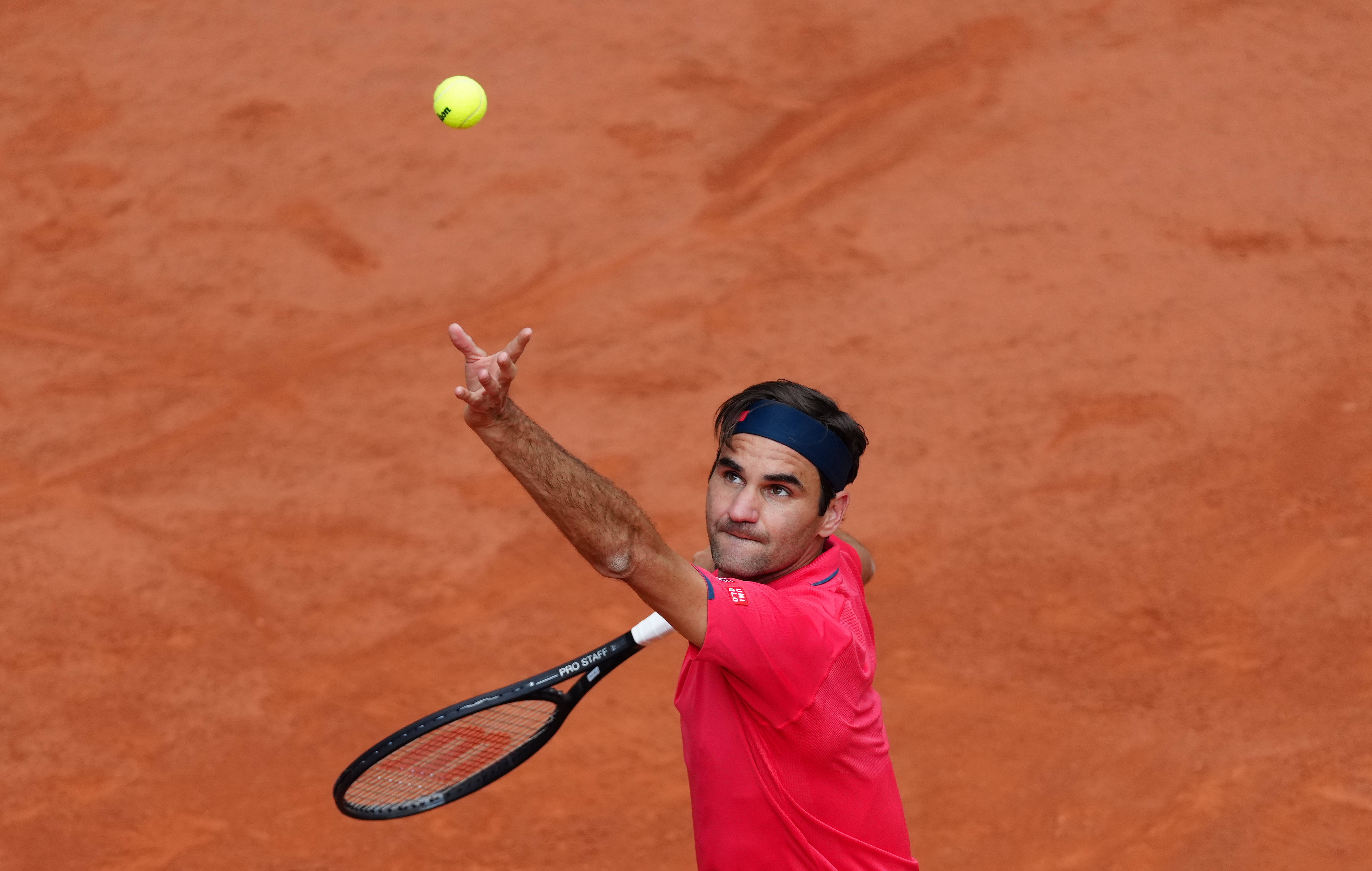 欧洲网球队险胜日本网球队，费德勒关键制胜