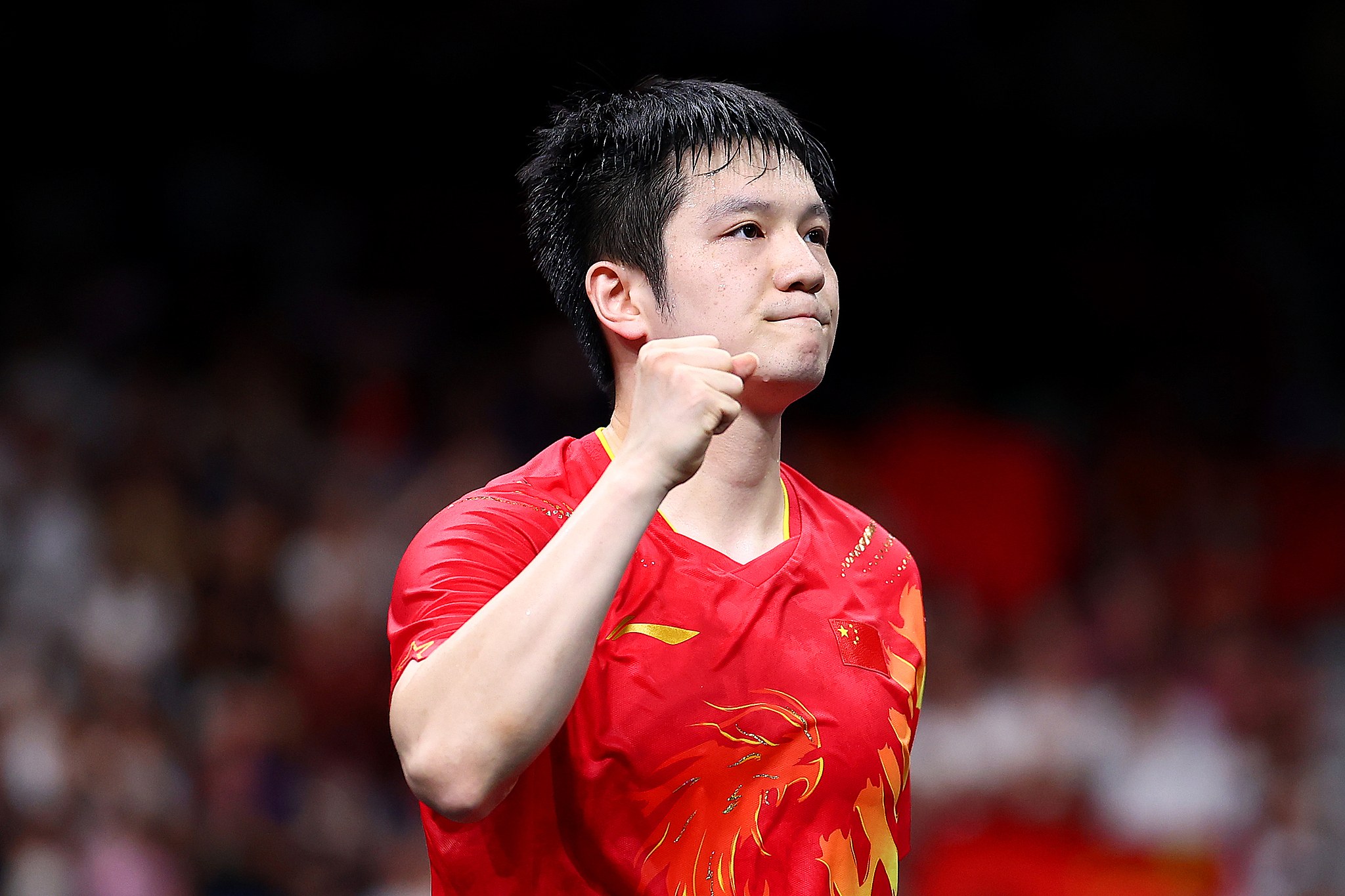 德国乒乓球队险胜中国乒乓球队，樊振东送出助攻