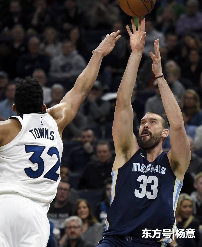 爵士碾压灰熊，克莱完成帽子戏法