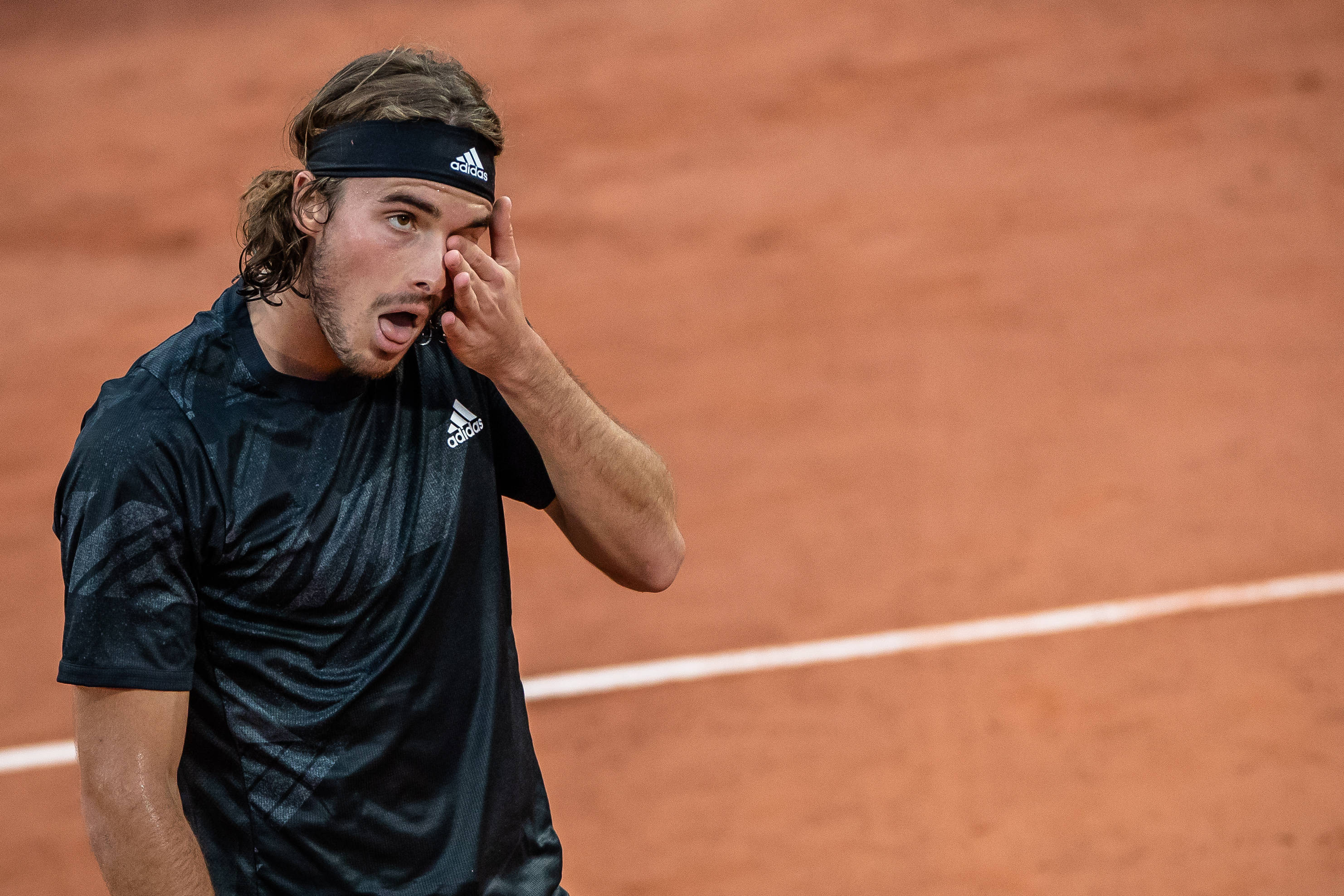 日本网球队绝地反击法国网球队,西西帕斯爆发神勇 日本网球队绝地反击法国网球队,西西帕斯爆发神勇