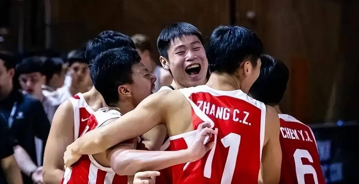 中国男篮绝地反击立陶宛男篮，乔治绝境逆转