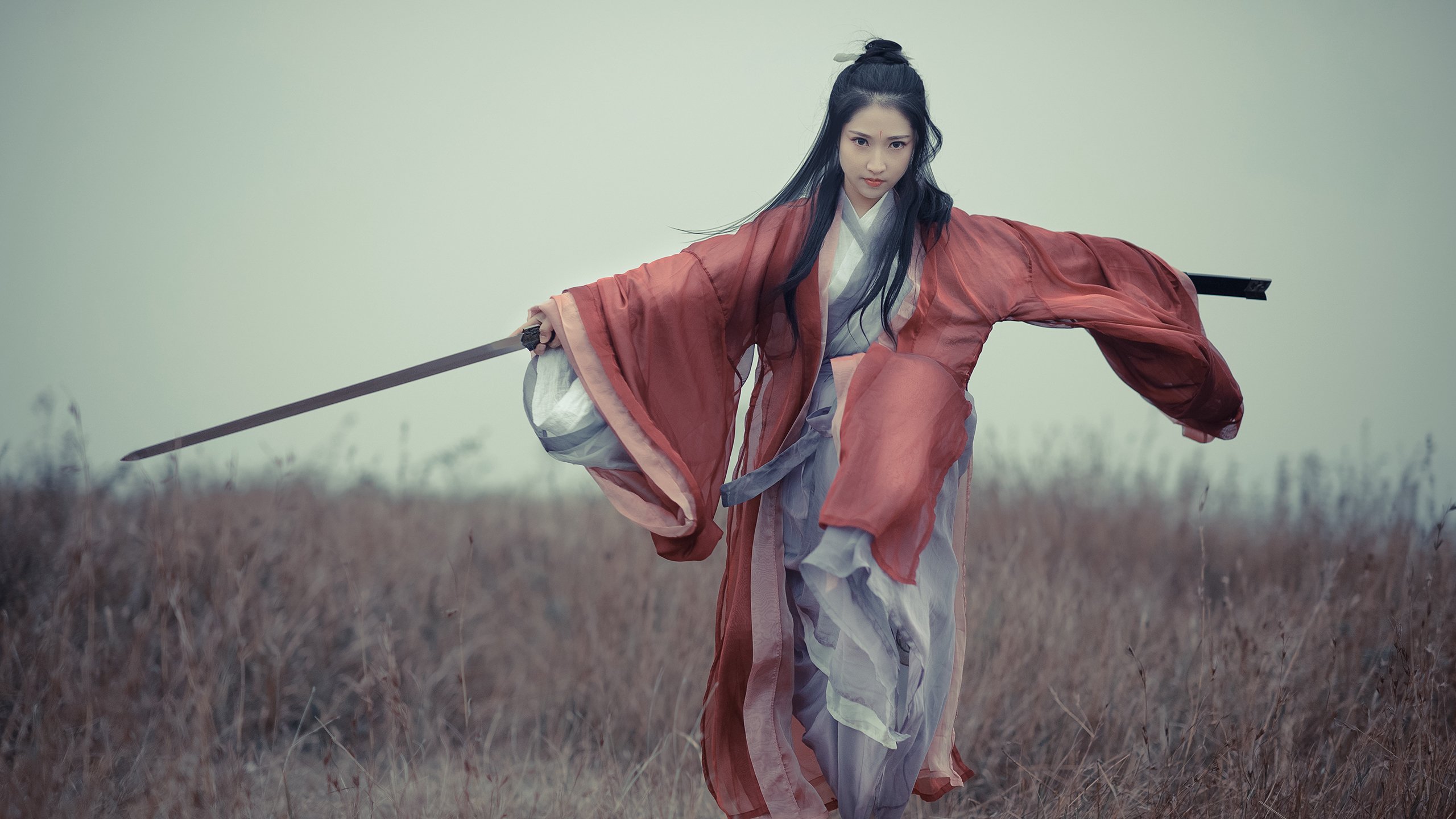 双雄记，雄鹿捍卫主场惊魂逆转，塔图姆火热状态成绿军征服者