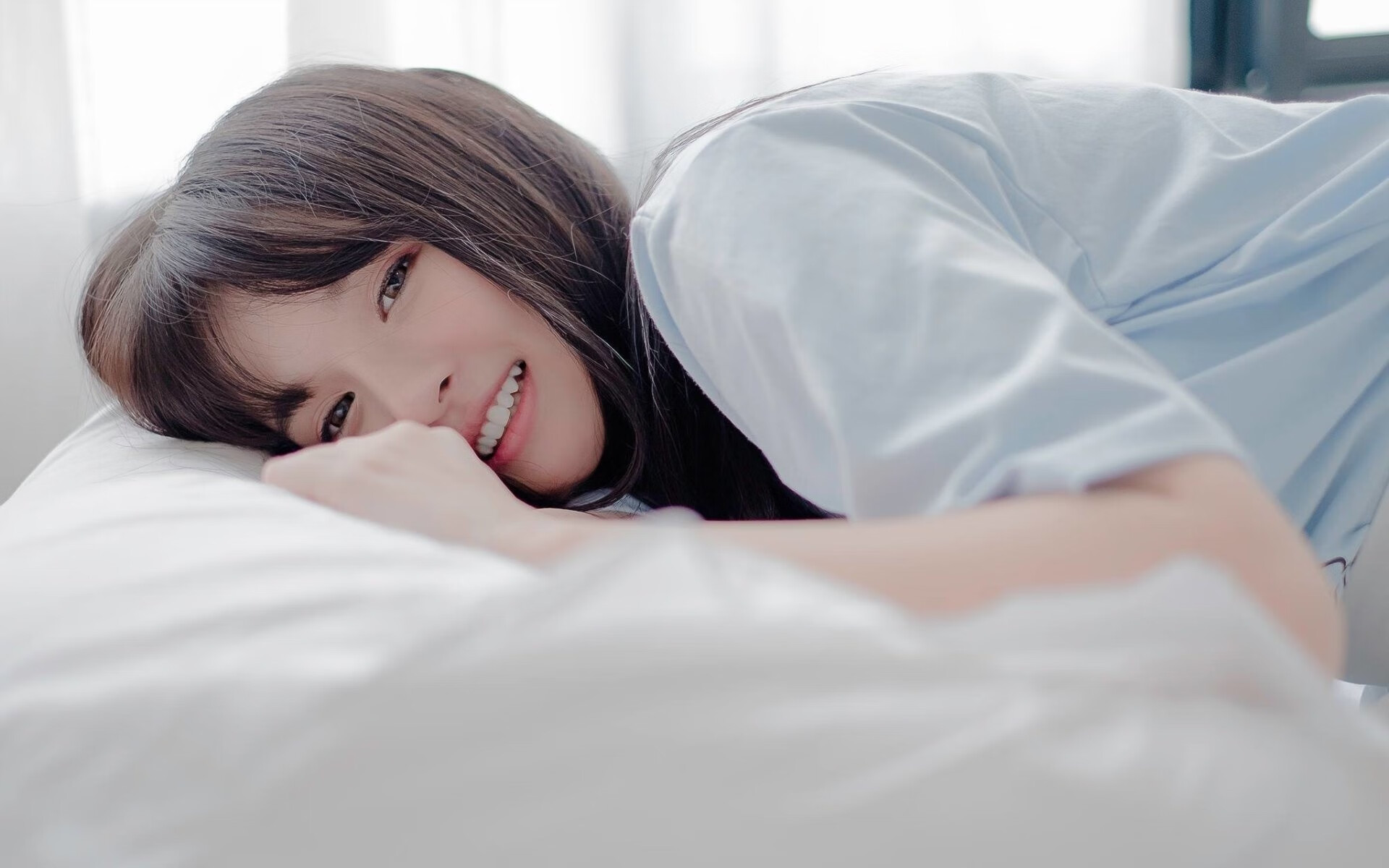 共赴一场不可能的约定,当库里在想象中为山西队点燃关键火焰